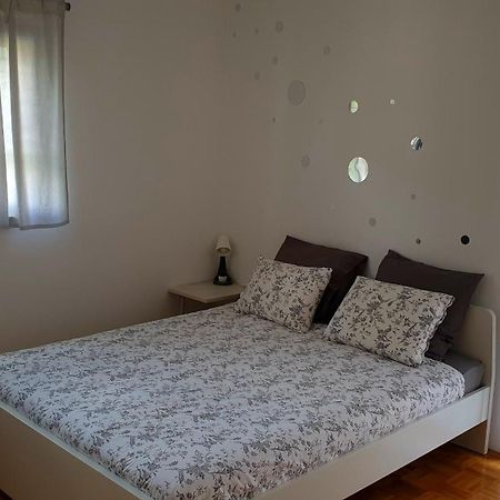 Apartment Emma Ljubljana - Free Parking, Ac, Wifi מראה חיצוני תמונה