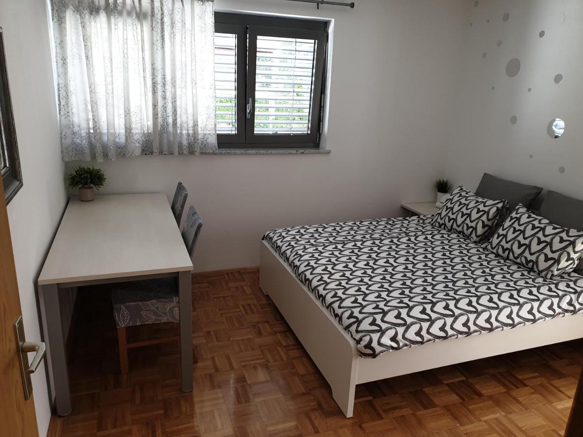 Apartment Emma Ljubljana - Free Parking, Ac, Wifi מראה חיצוני תמונה