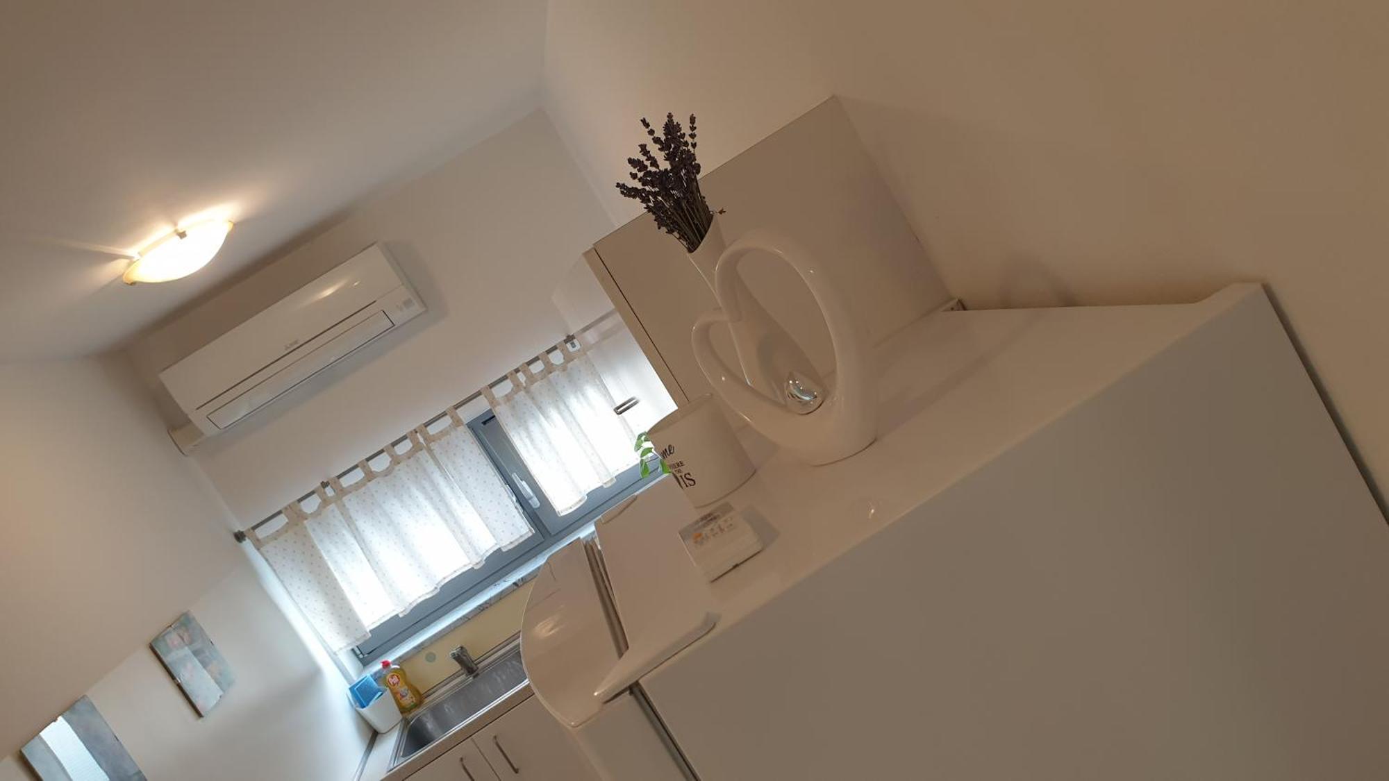 Apartment Emma Ljubljana - Free Parking, Ac, Wifi חדר תמונה