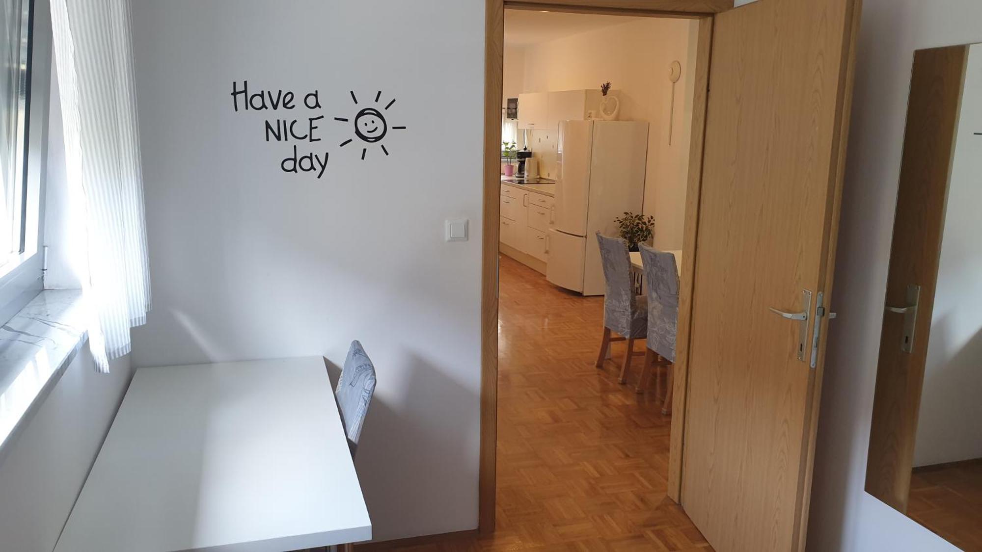 Apartment Emma Ljubljana - Free Parking, Ac, Wifi מראה חיצוני תמונה