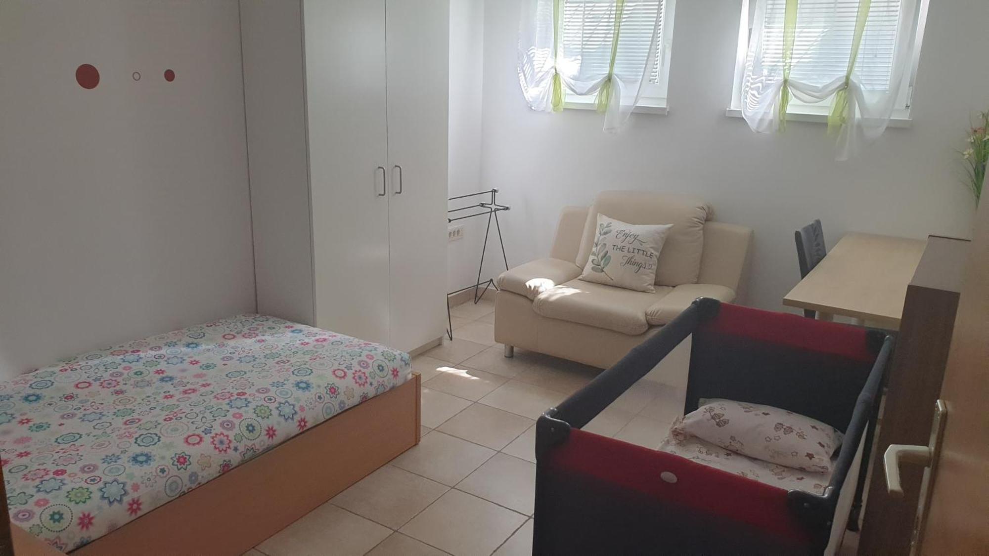 Apartment Emma Ljubljana - Free Parking, Ac, Wifi מראה חיצוני תמונה